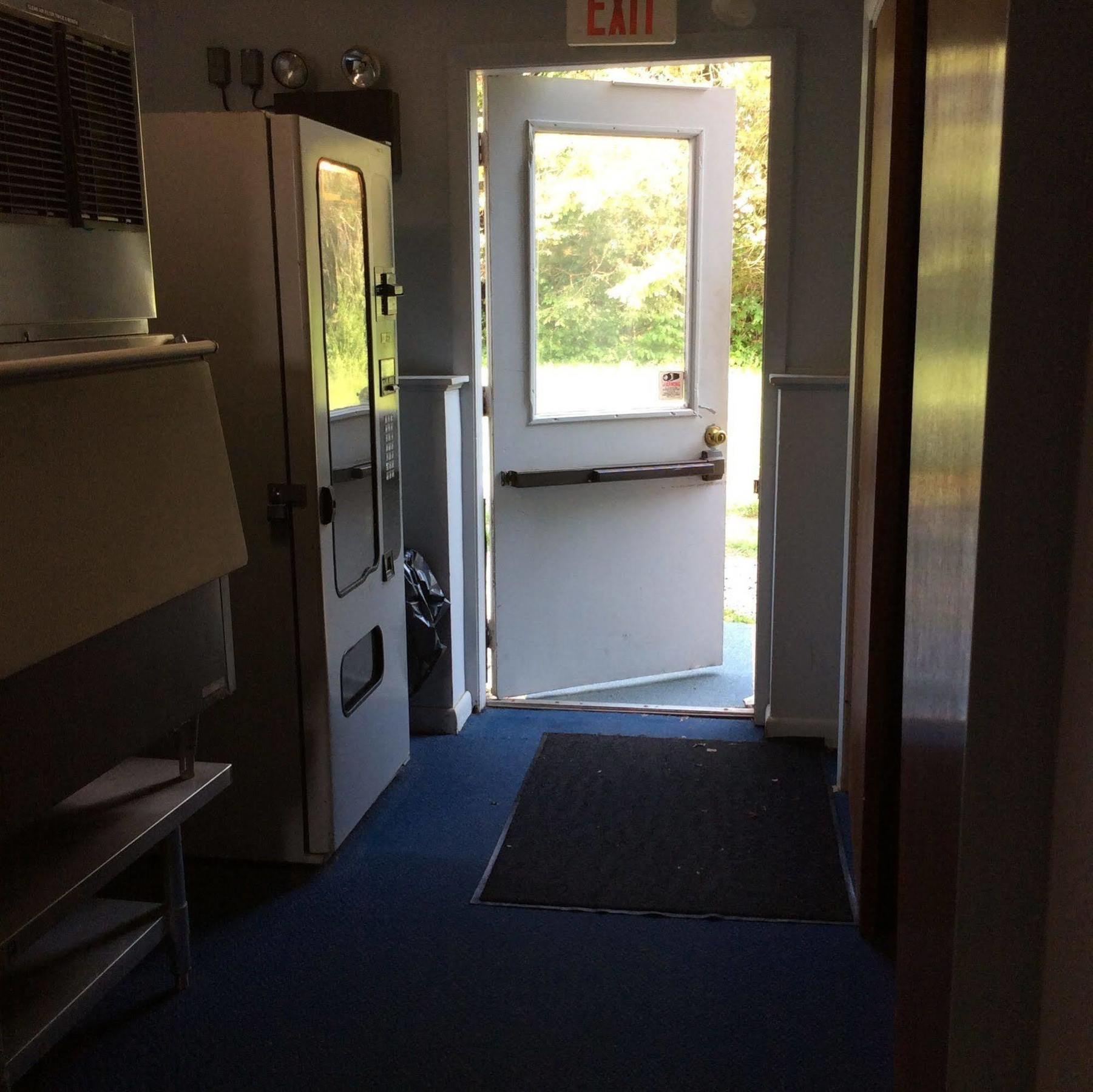 Wickford Motor Inn North Kingstown Eksteriør billede
